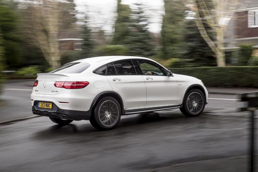  Mercedes-AMG GLC43 4Matic Coupe 2017 года  (UK) (фото 14 из 40)